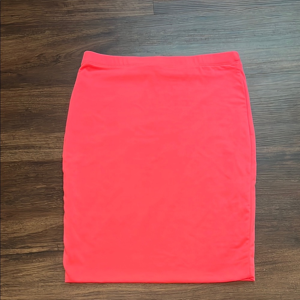 Black Bead pencil mini skirt pink size small